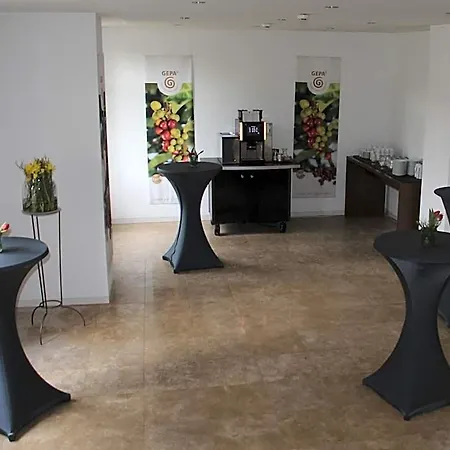 Evangelische Tagungsstaette 3*