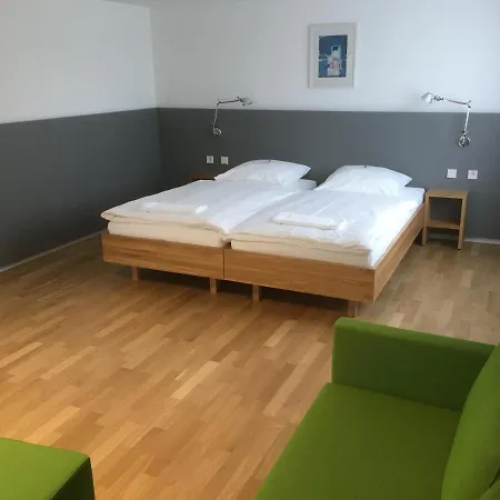 מלון Evangelische Tagungsstaette