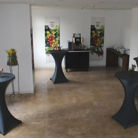 Evangelische Tagungsstaette מלון באד בול