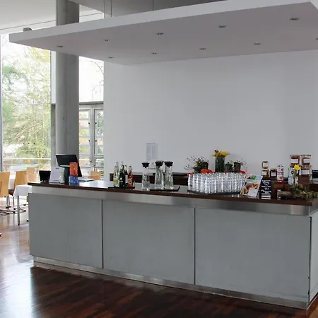 Evangelische Tagungsstaette 바트볼