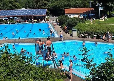 Evangelische Tagungsstaette מלון 3*