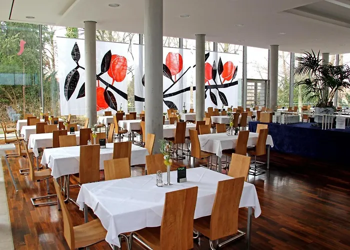 Evangelische Tagungsstaette 3*